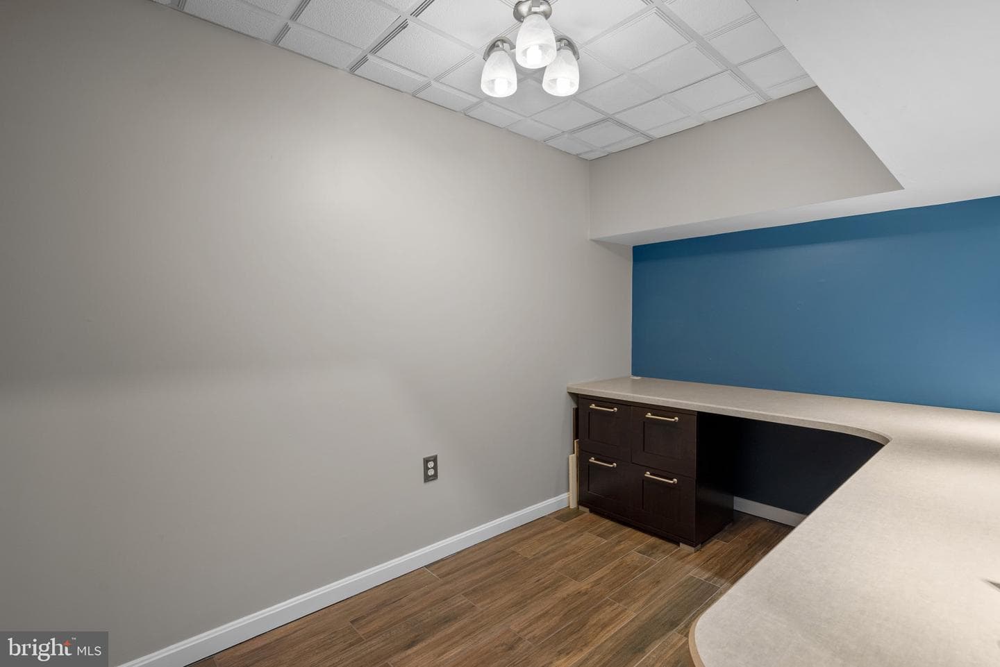 410 Metropolitan Boulevard photo 34