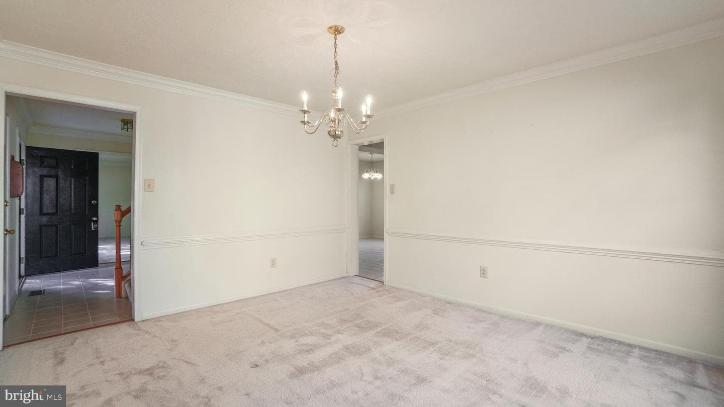 2710 Strongs Court photo 19