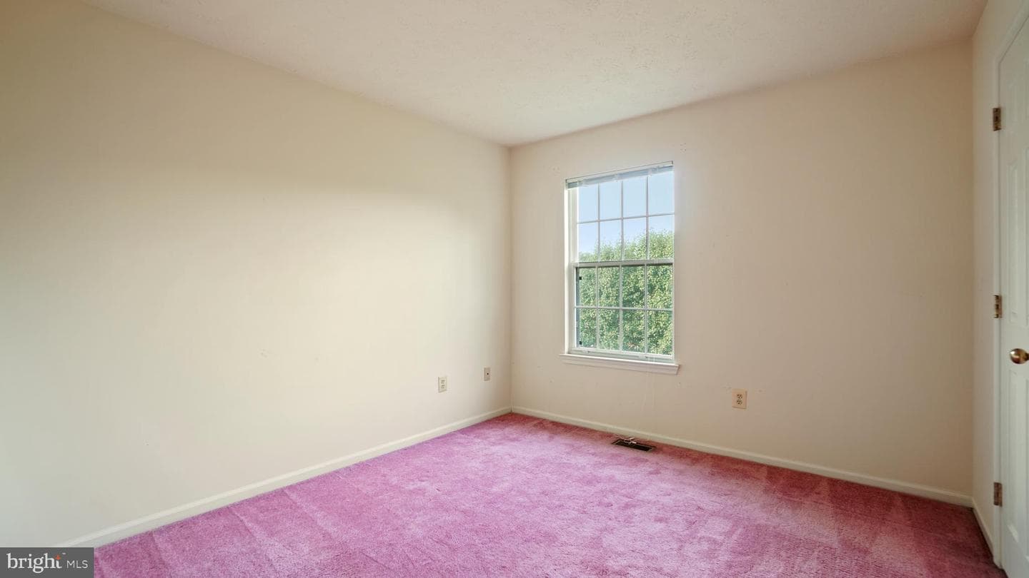 2710 Strongs Court photo 21