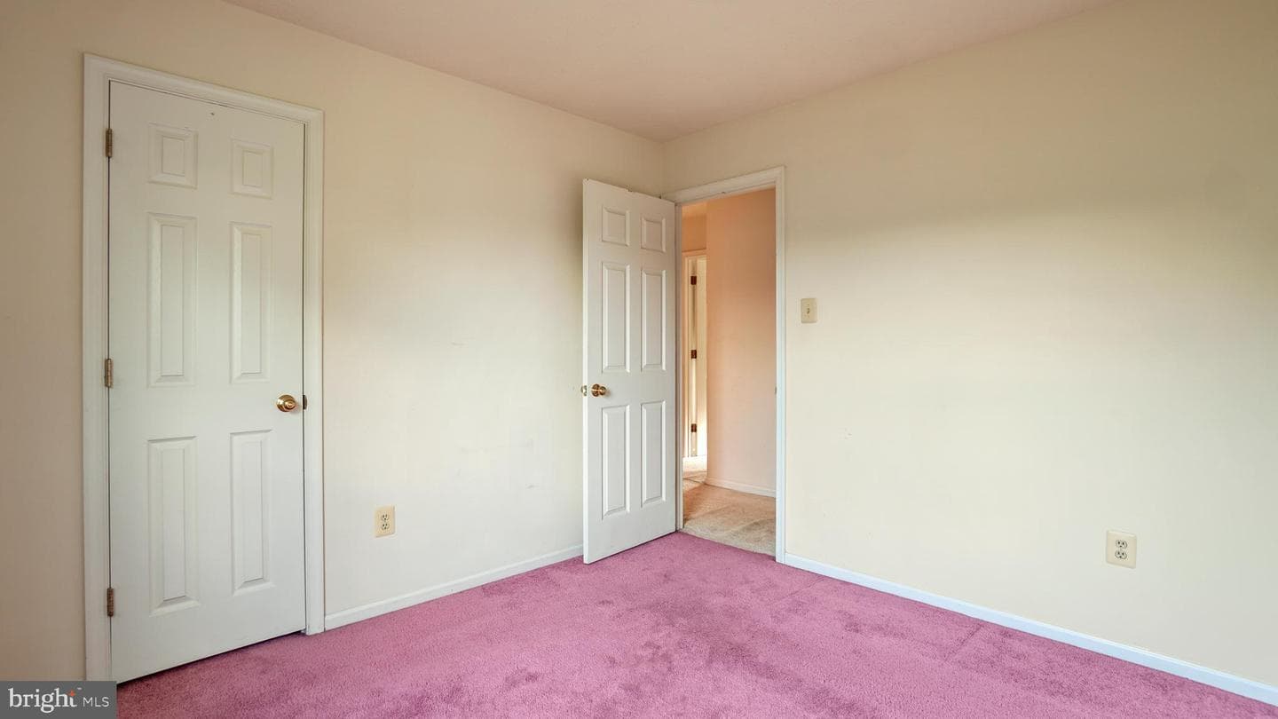 2710 Strongs Court photo 22