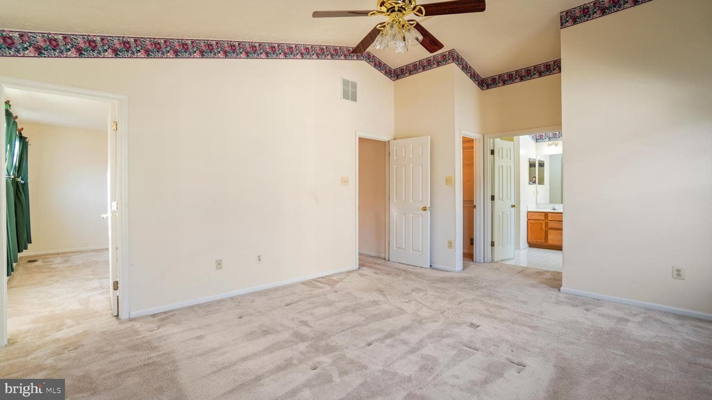 2710 Strongs Court photo 29