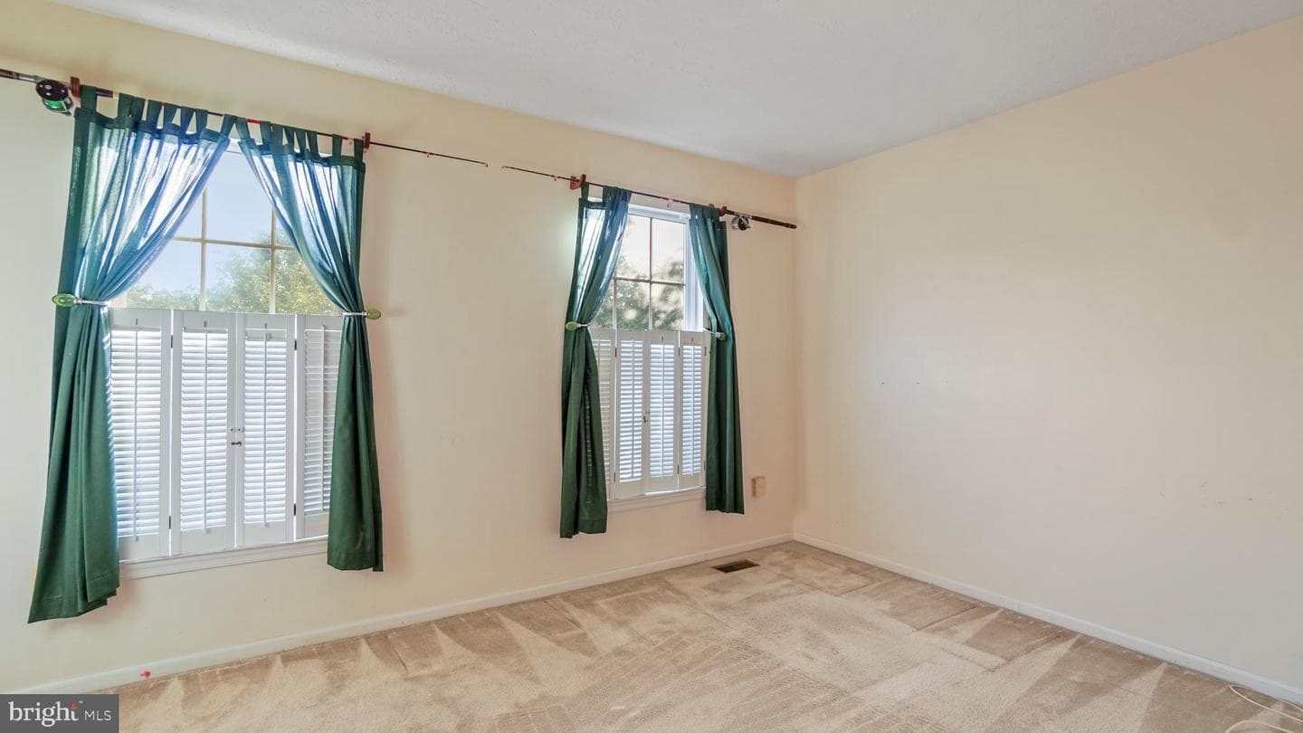 2710 Strongs Court photo 35