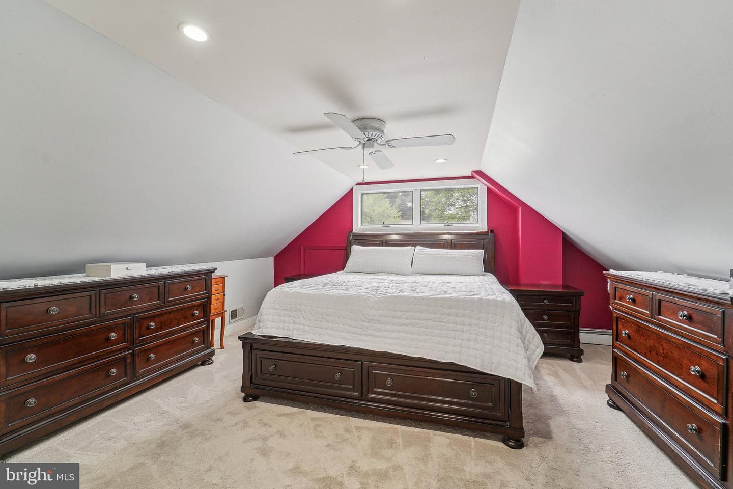 34 Thomas Road photo 10