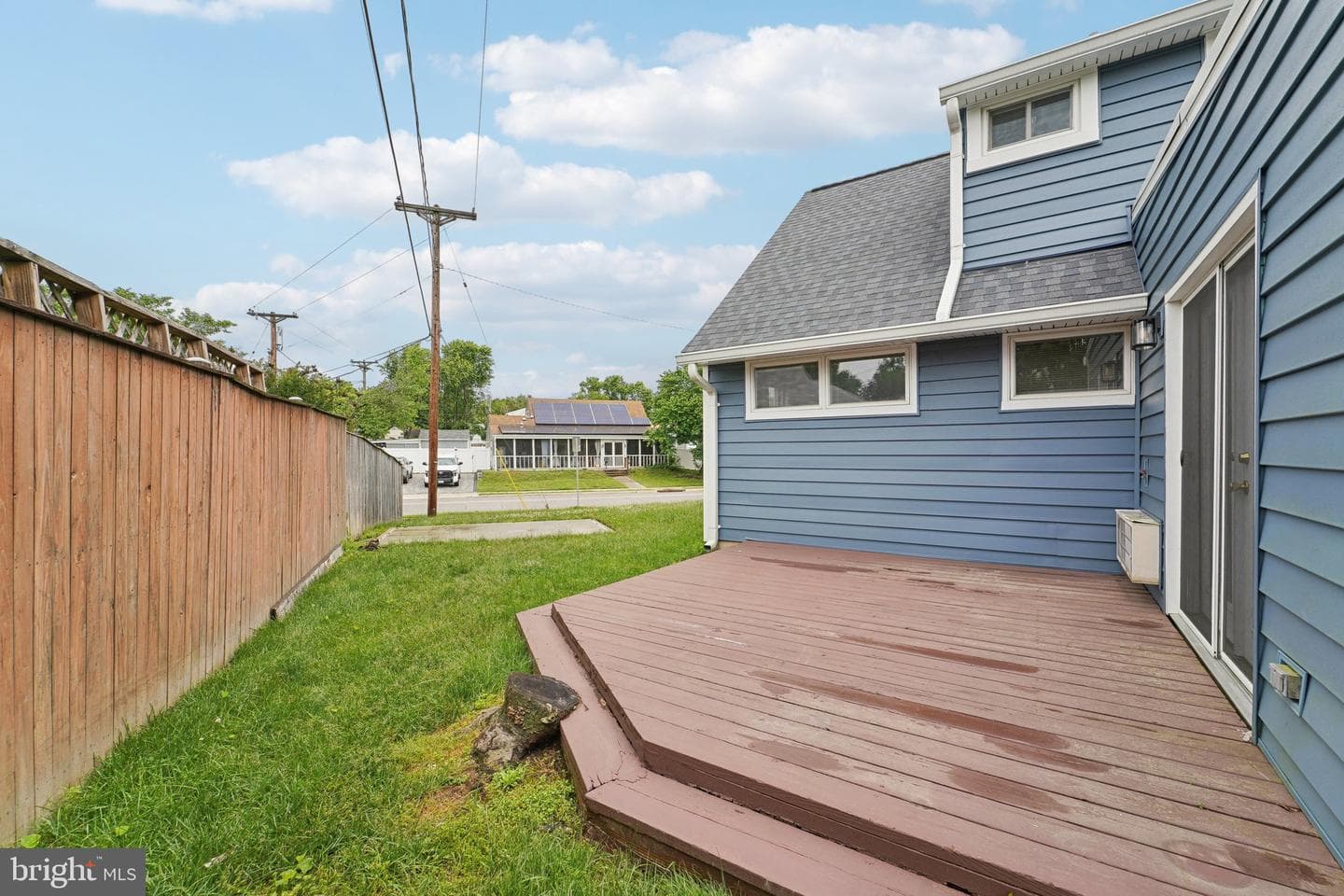 34 Thomas Road photo 13