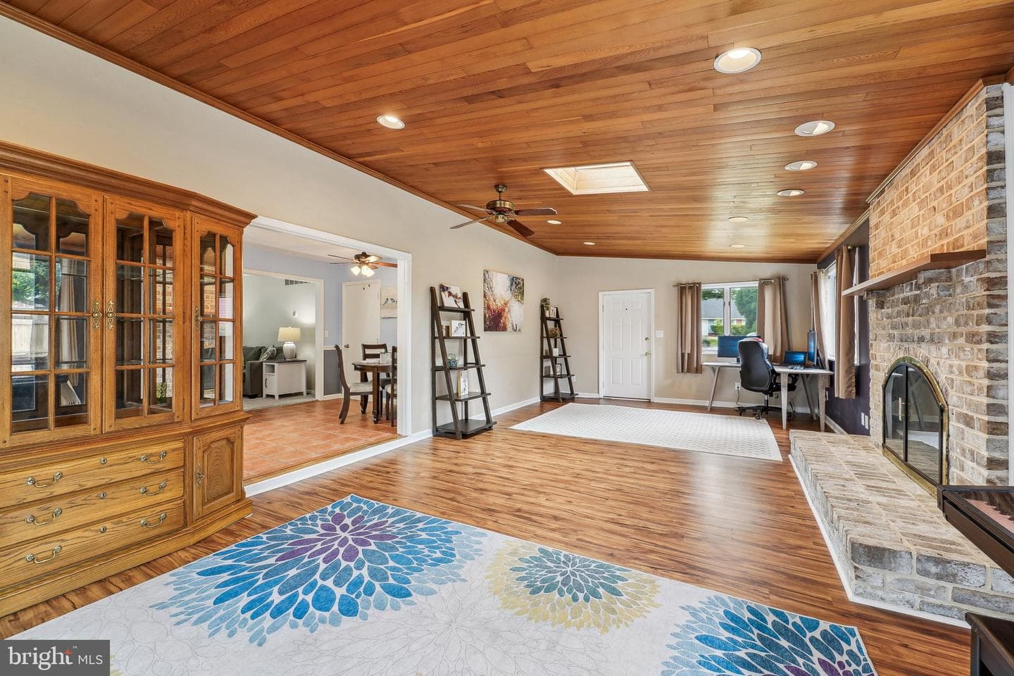 34 Thomas Road photo 34