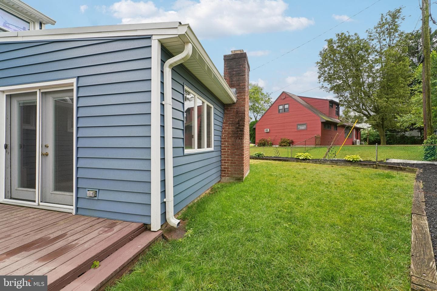 34 Thomas Road photo 40