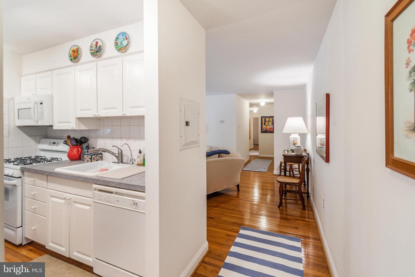 217 Victor Parkway #217h photo 5