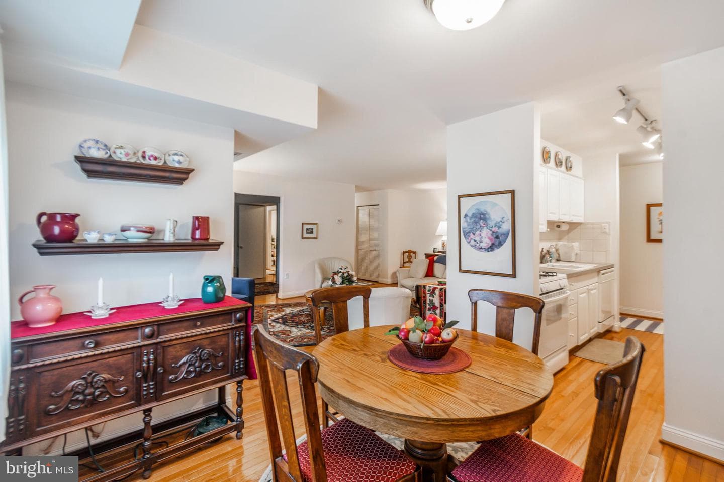 217 Victor Parkway #217h photo 9