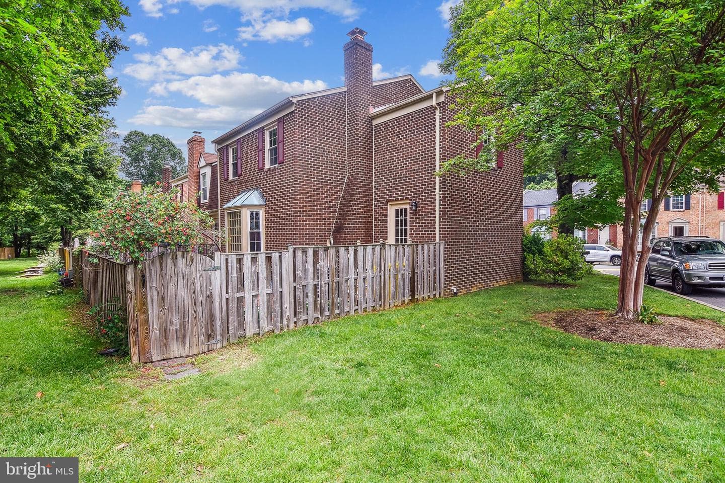 476 Colonial Ridge Lane photo 4