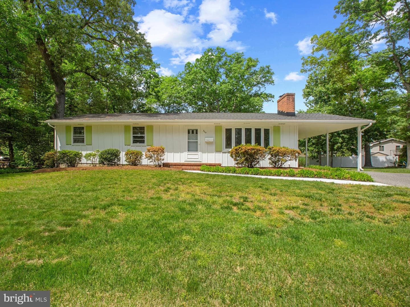 304 Mangrove Road photo 2