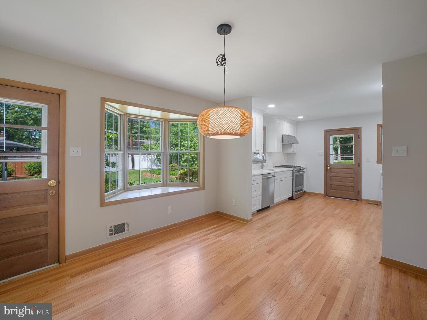 304 Mangrove Road photo 7
