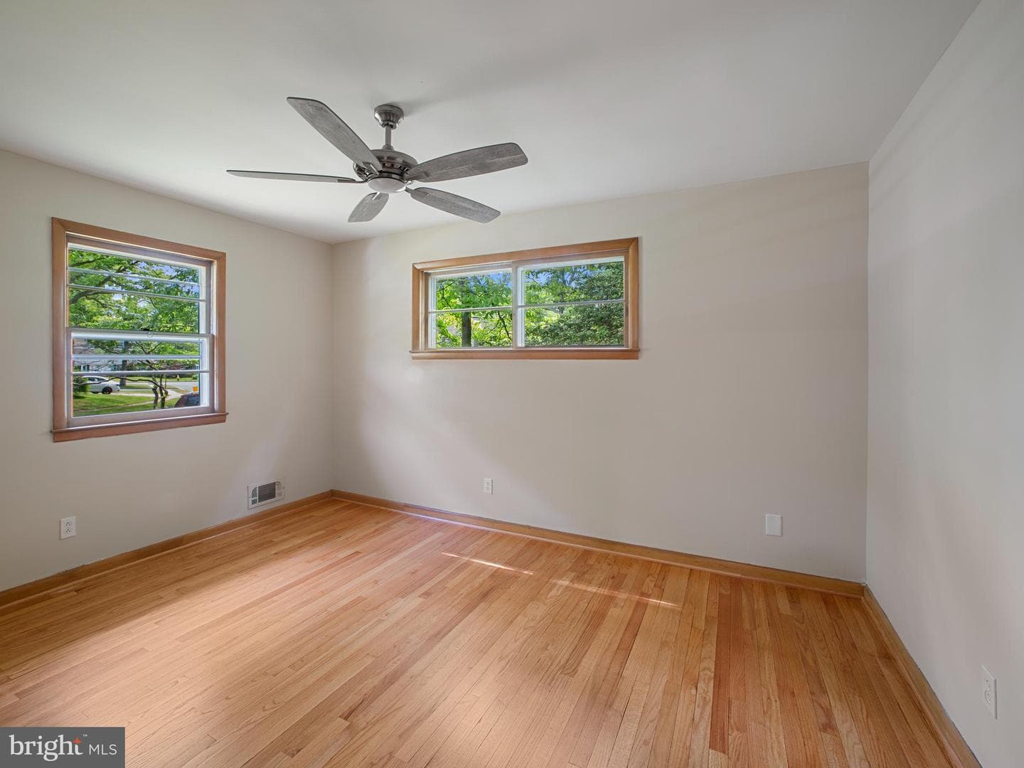 304 Mangrove Road photo 9