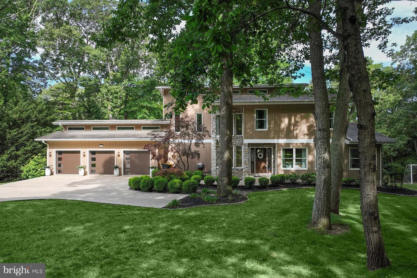 312 Eagle Hill Road photo 3
