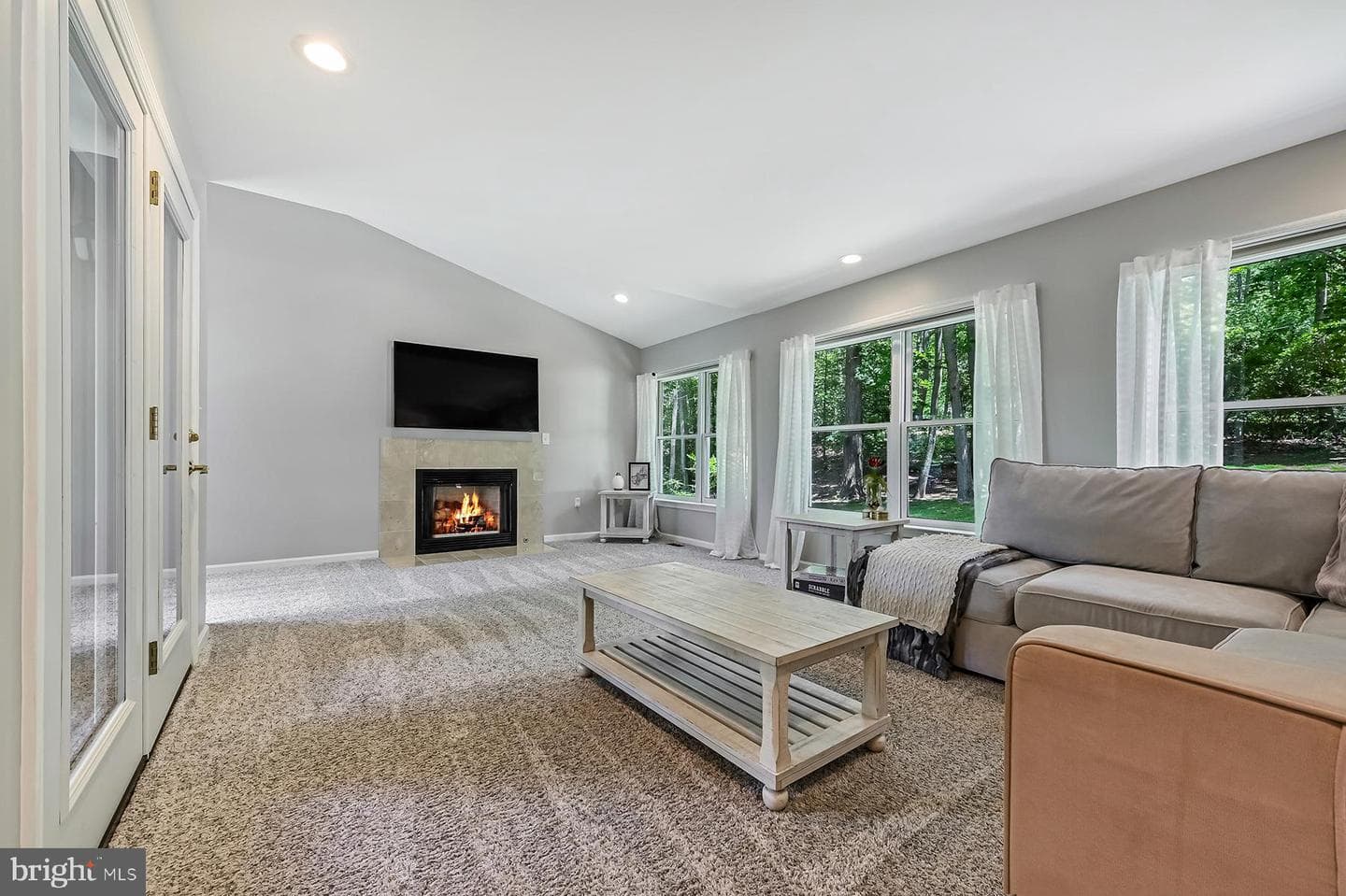 312 Eagle Hill Road photo 9