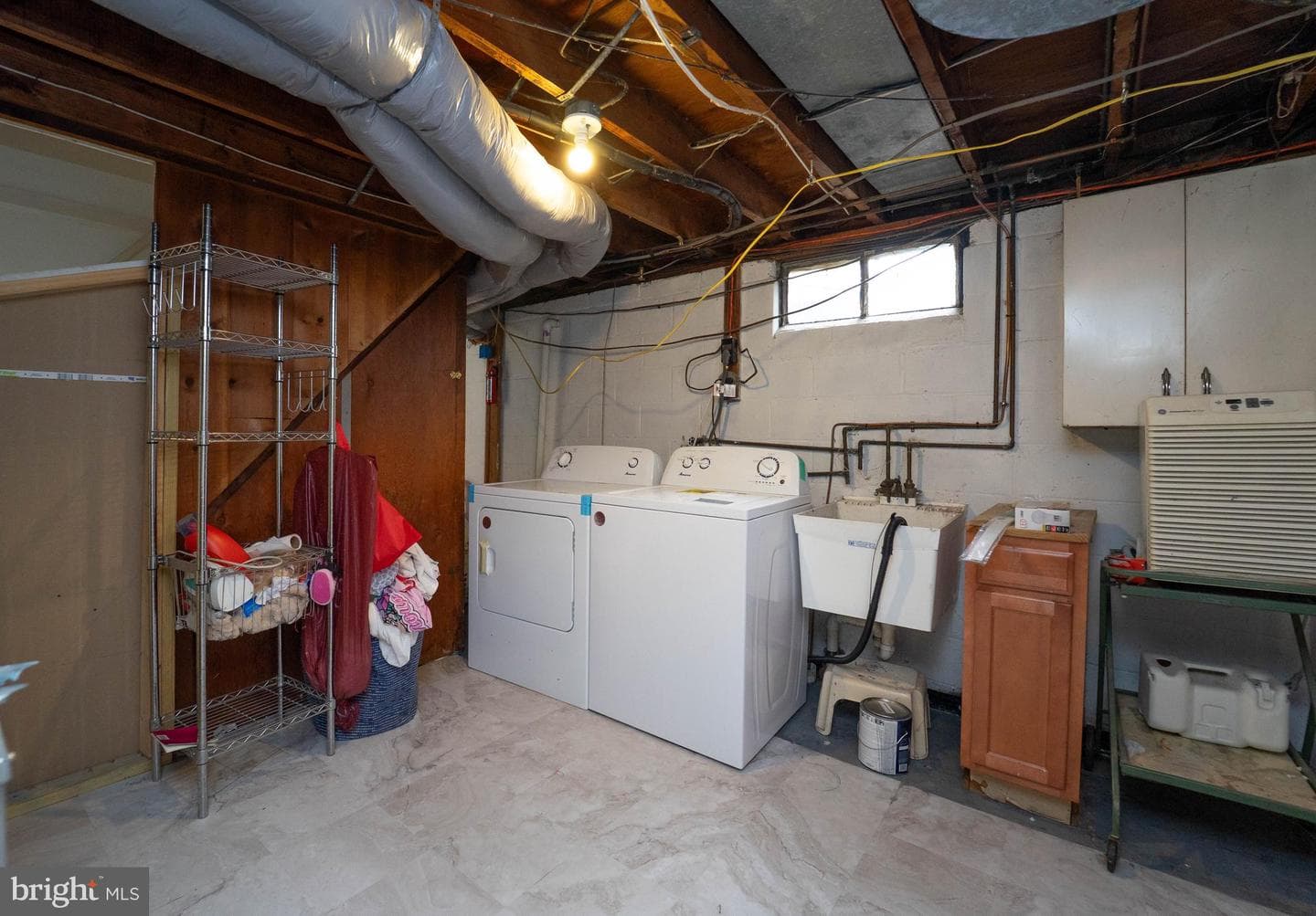 210 Coronet Drive photo 21