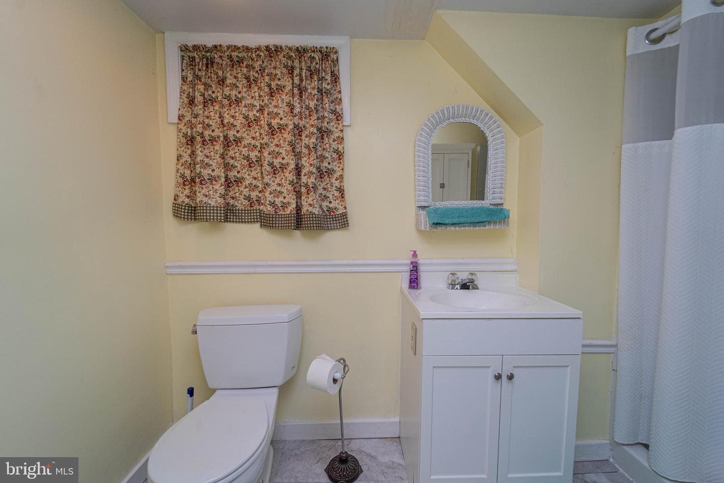 210 Coronet Drive photo 26
