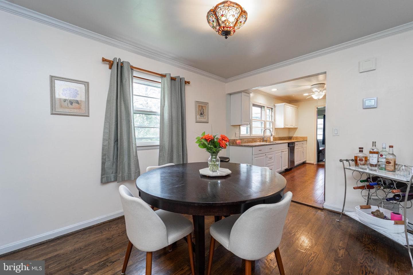210 Coronet Drive photo 5