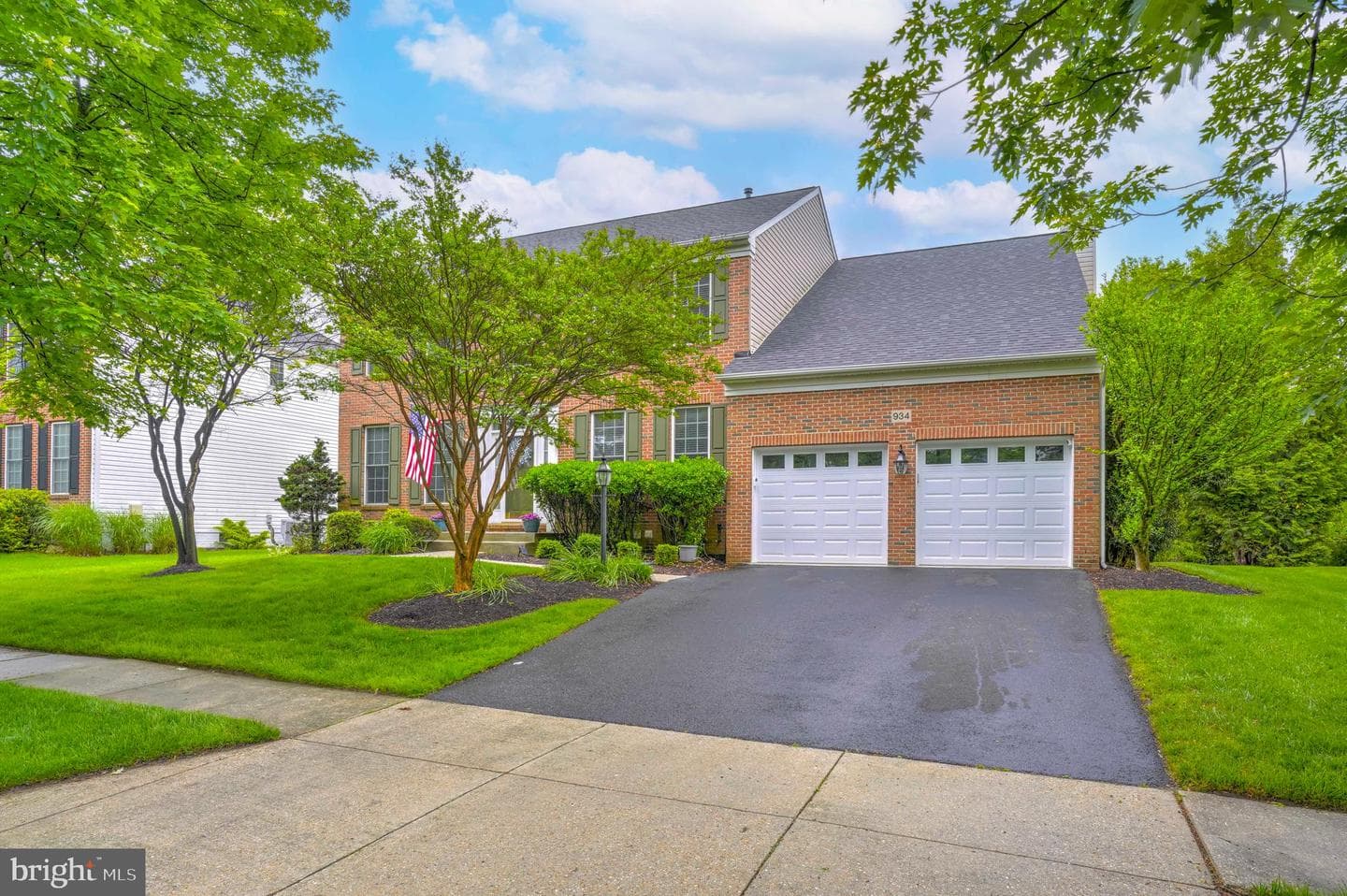934 Crofton Valley Drive photo 2