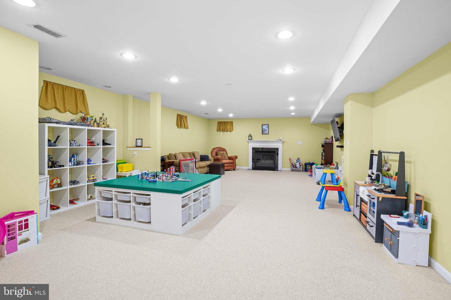934 Crofton Valley Drive photo 35