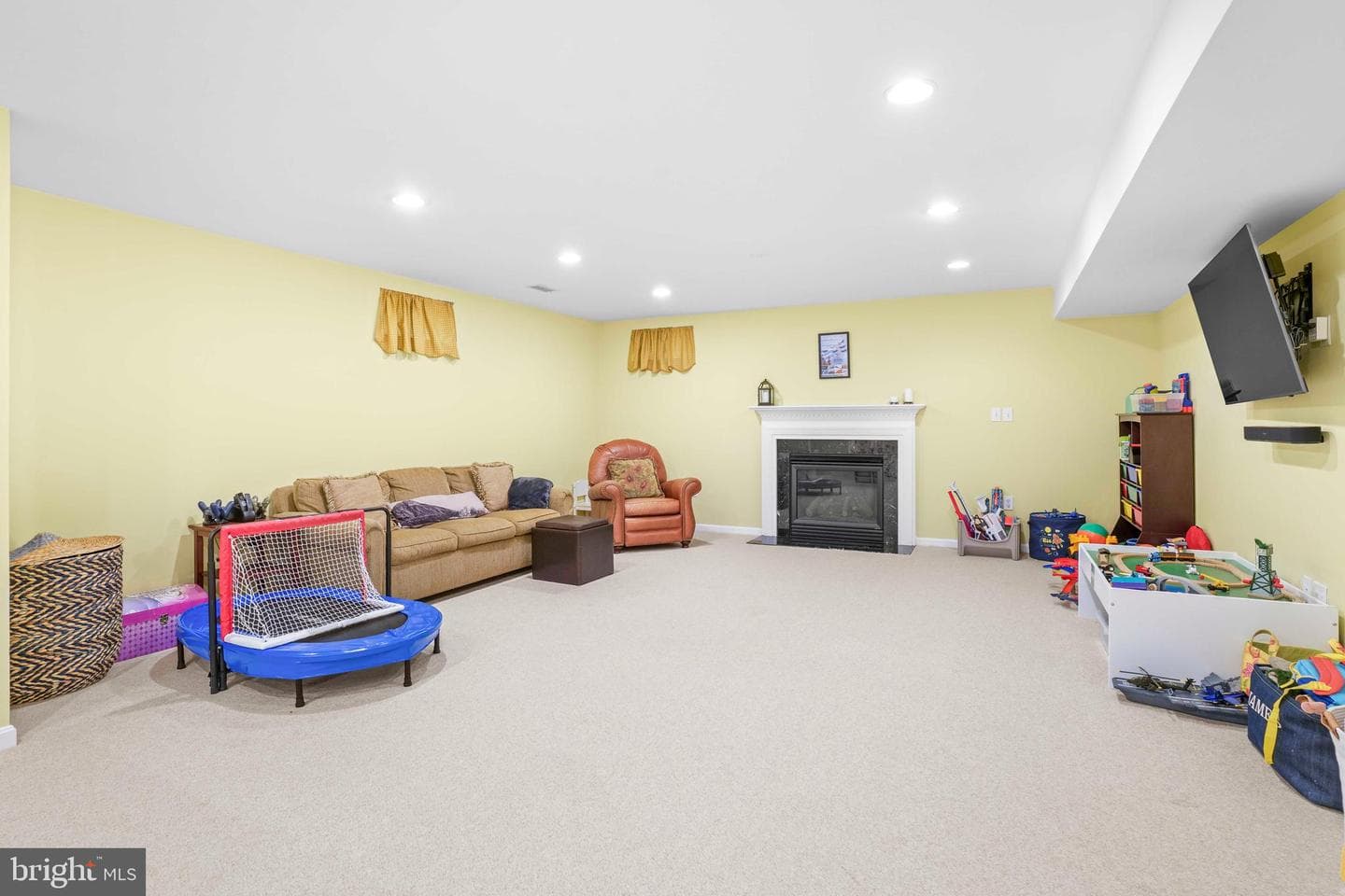 934 Crofton Valley Drive photo 36