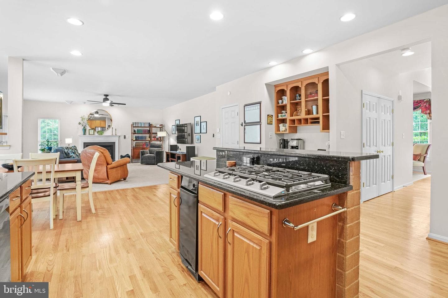 934 Crofton Valley Drive photo 6