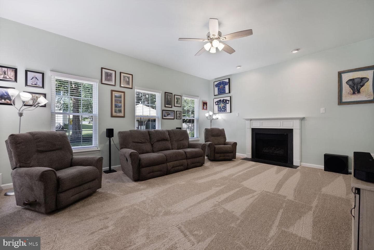1839 Disney Estates Circle photo 17