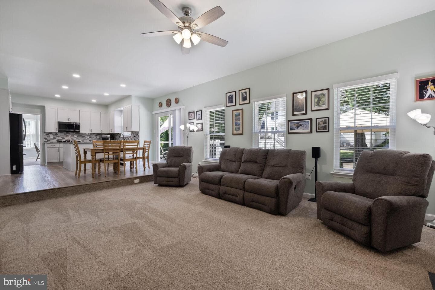 1839 Disney Estates Circle photo 19