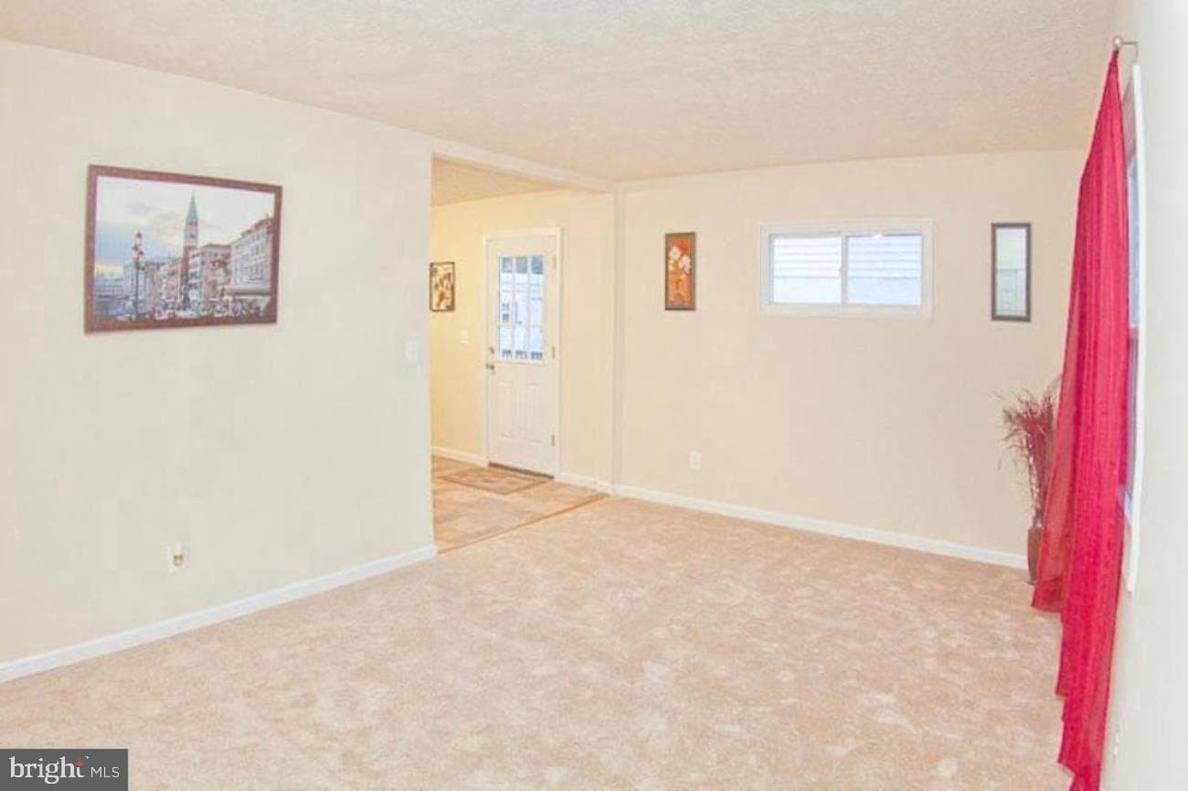 14 Cedar Hill Road photo 6