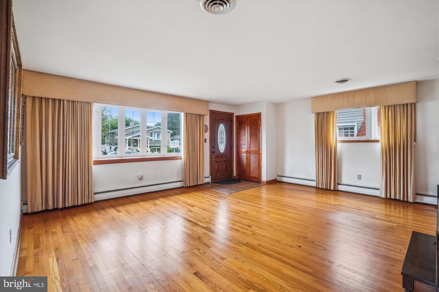 218 Dale Road photo 2