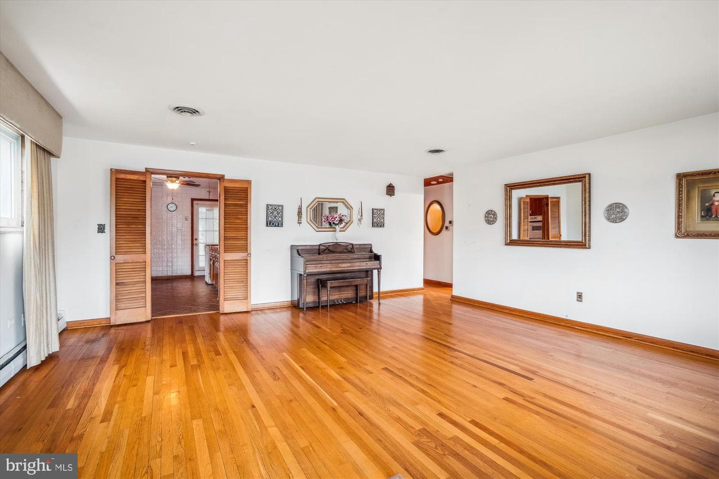 218 Dale Road photo 3