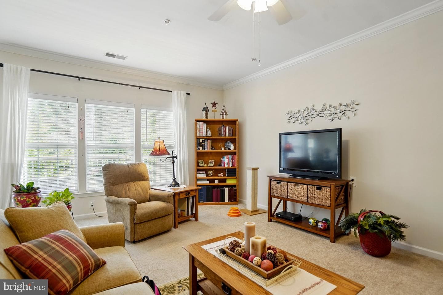 1009 Samantha Lane #302 photo 12
