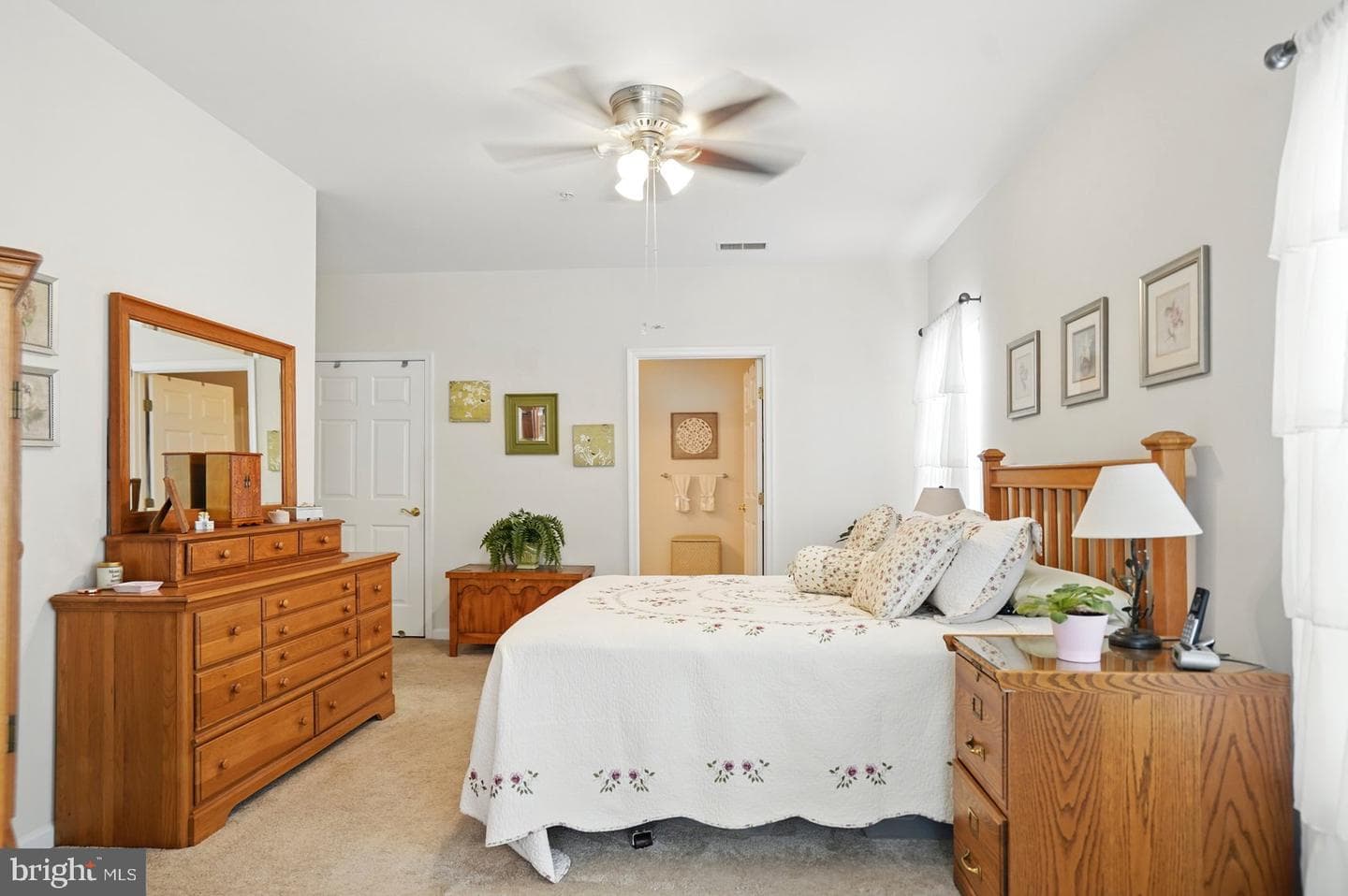1009 Samantha Lane #302 photo 23