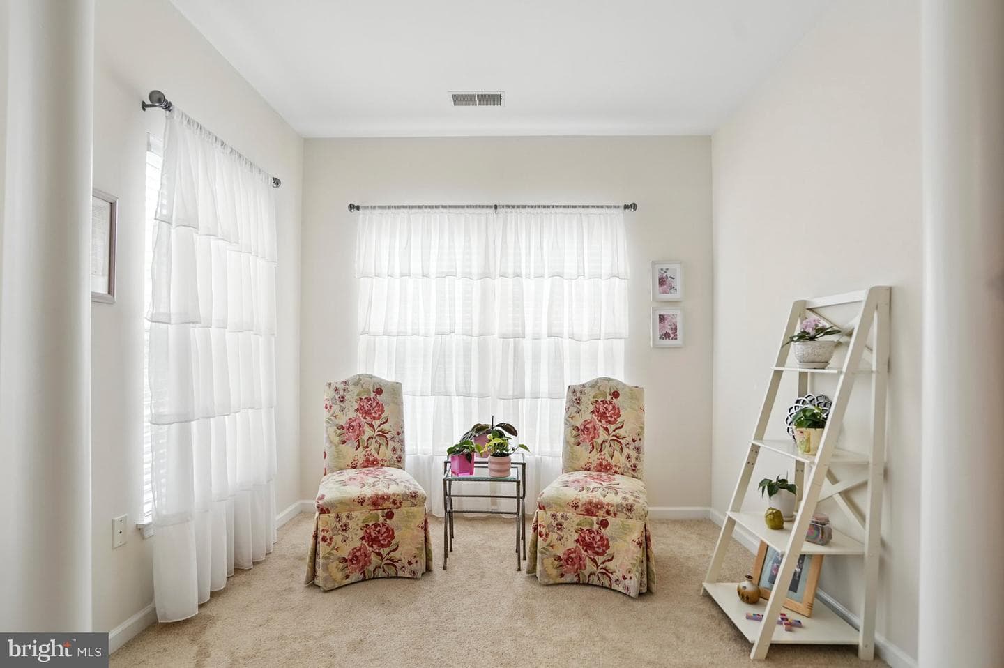 1009 Samantha Lane #302 photo 25