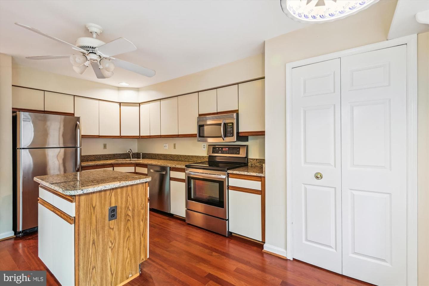 8 Ashford Court photo 10