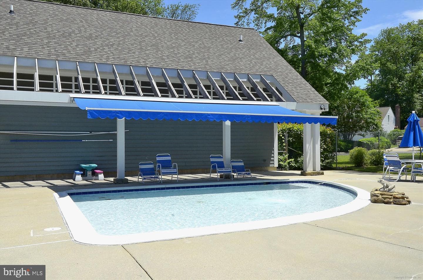 8 Ashford Court photo 28