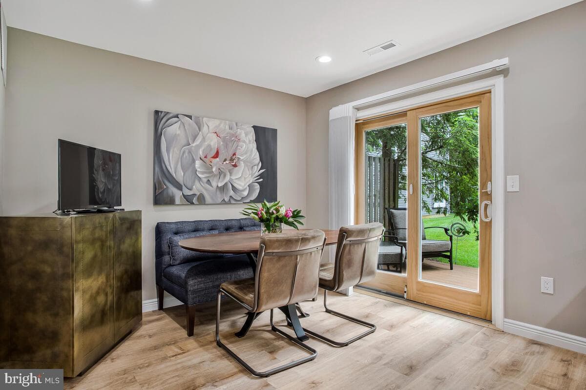 17 Edgewood Green Court photo 10
