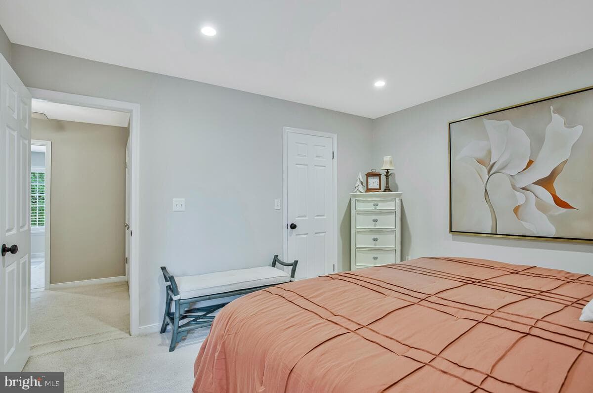 17 Edgewood Green Court photo 16