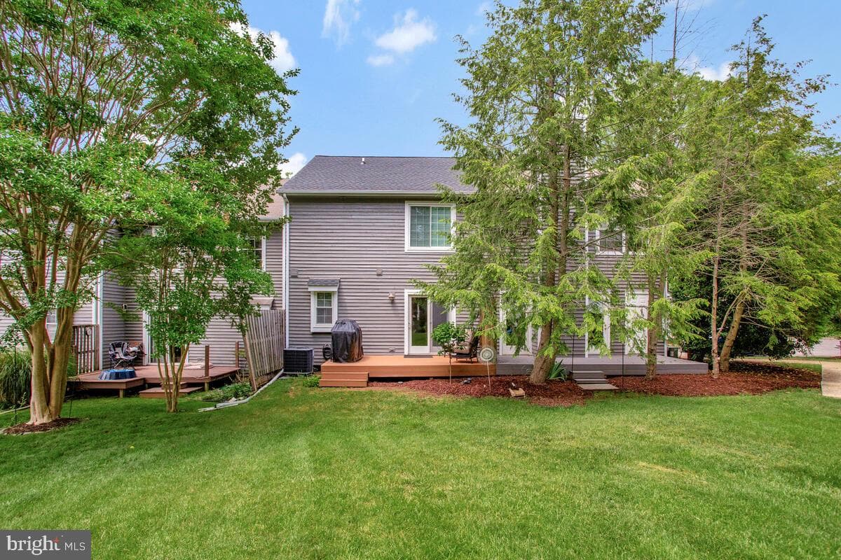 17 Edgewood Green Court photo 24