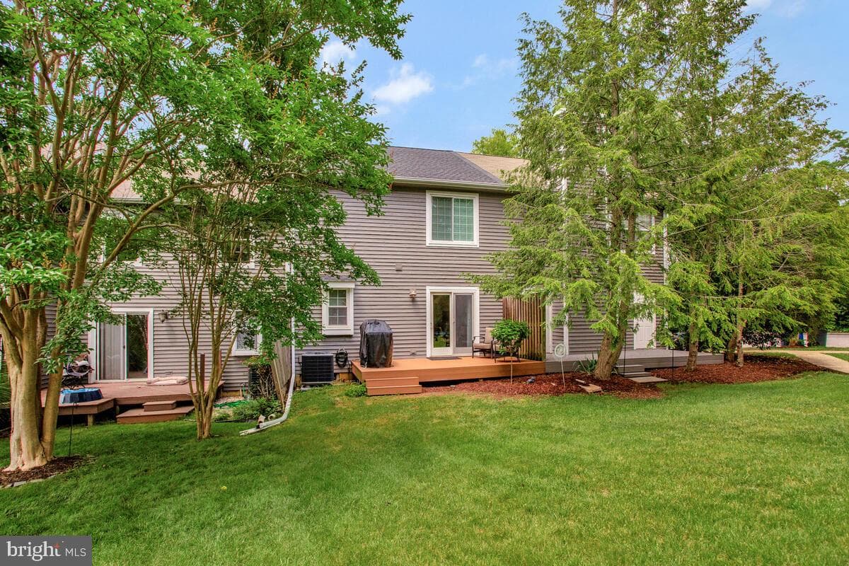 17 Edgewood Green Court photo 25