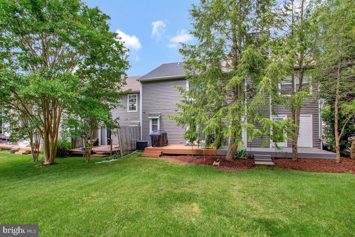 17 Edgewood Green Court photo 26