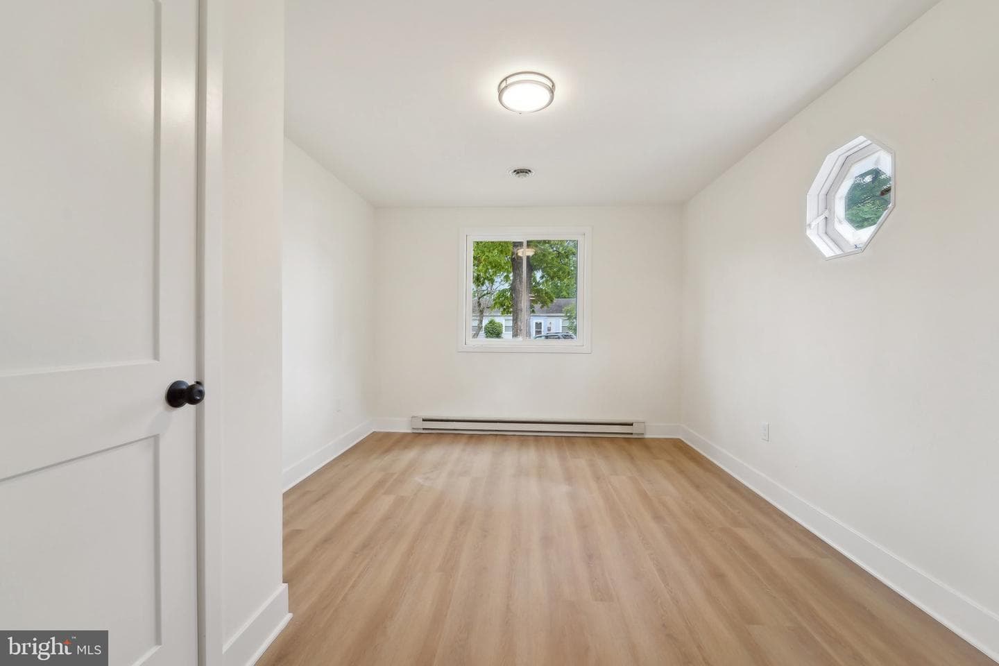818 Dale Road photo 13