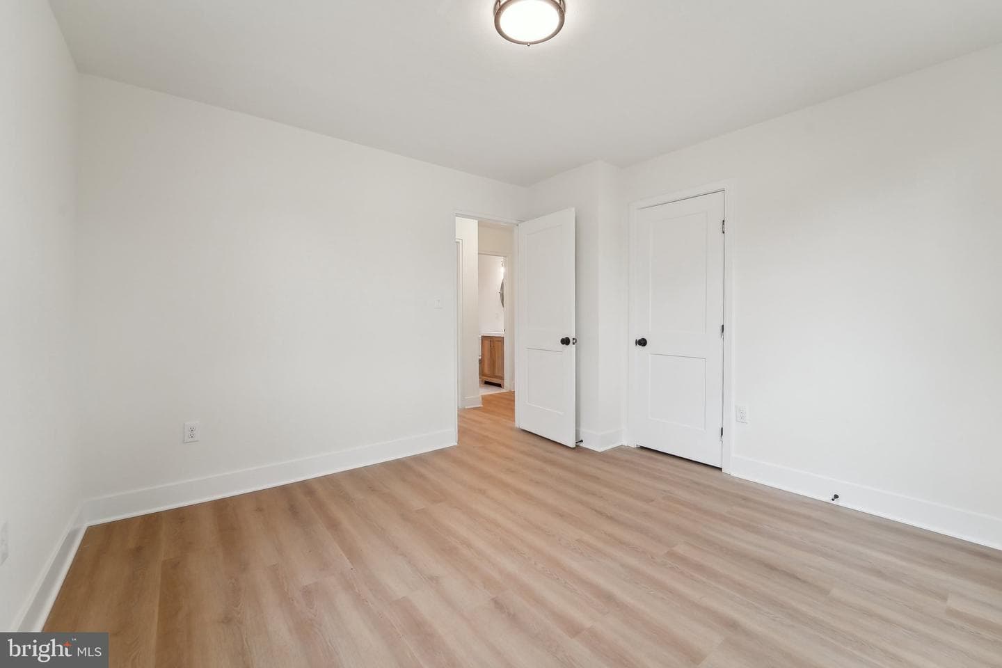 818 Dale Road photo 16