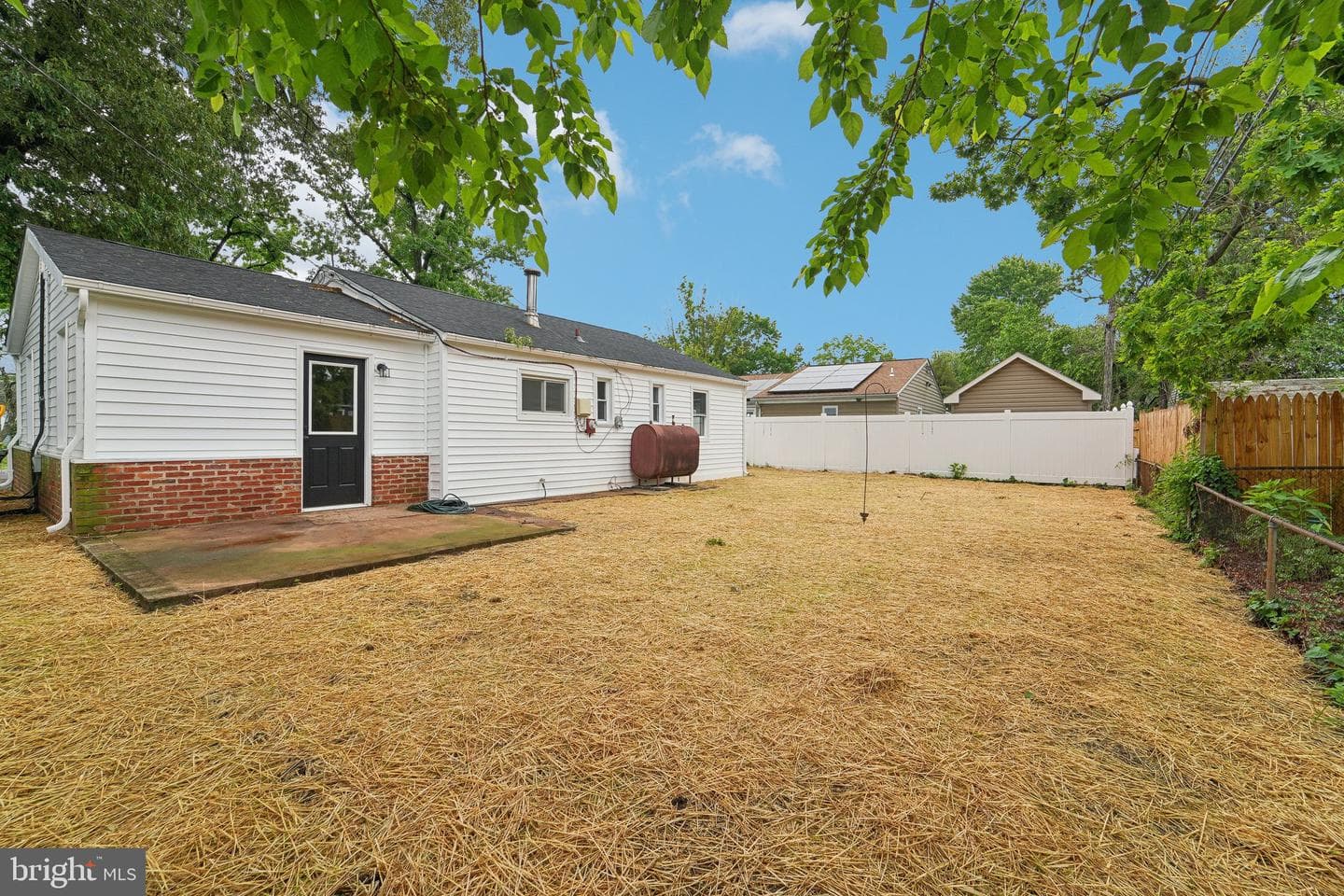 818 Dale Road photo 23
