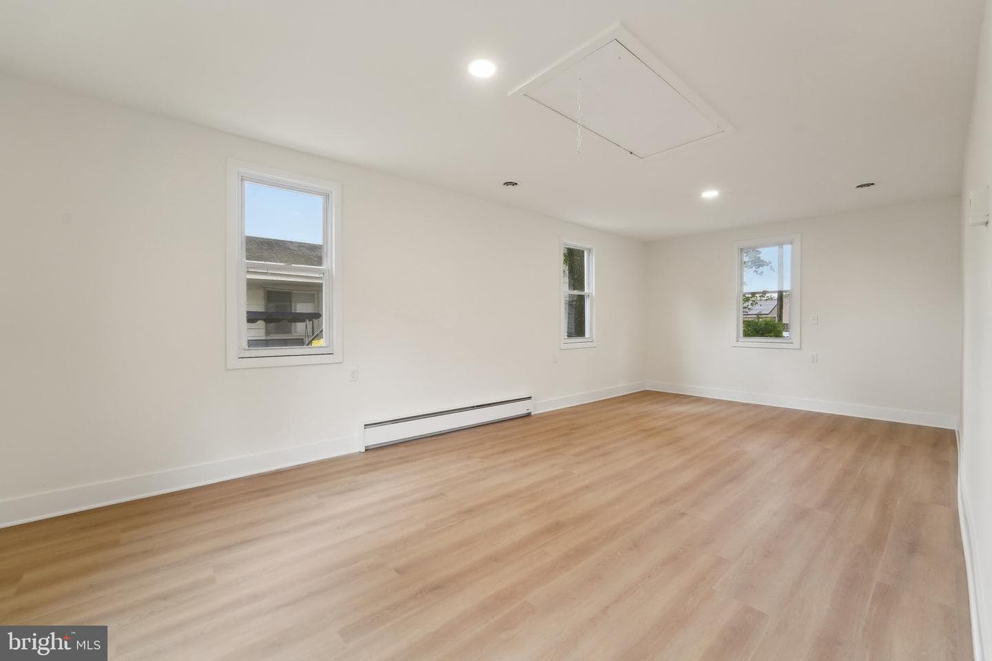 818 Dale Road photo 5