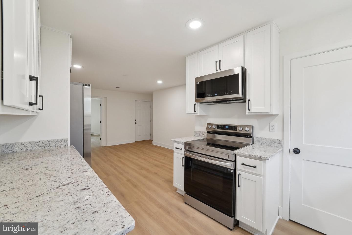 818 Dale Road photo 8