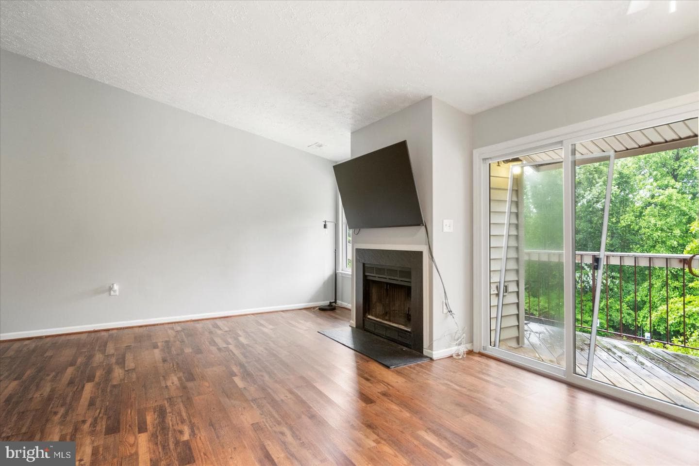 1110 Castle Harbour Way #3a photo 10