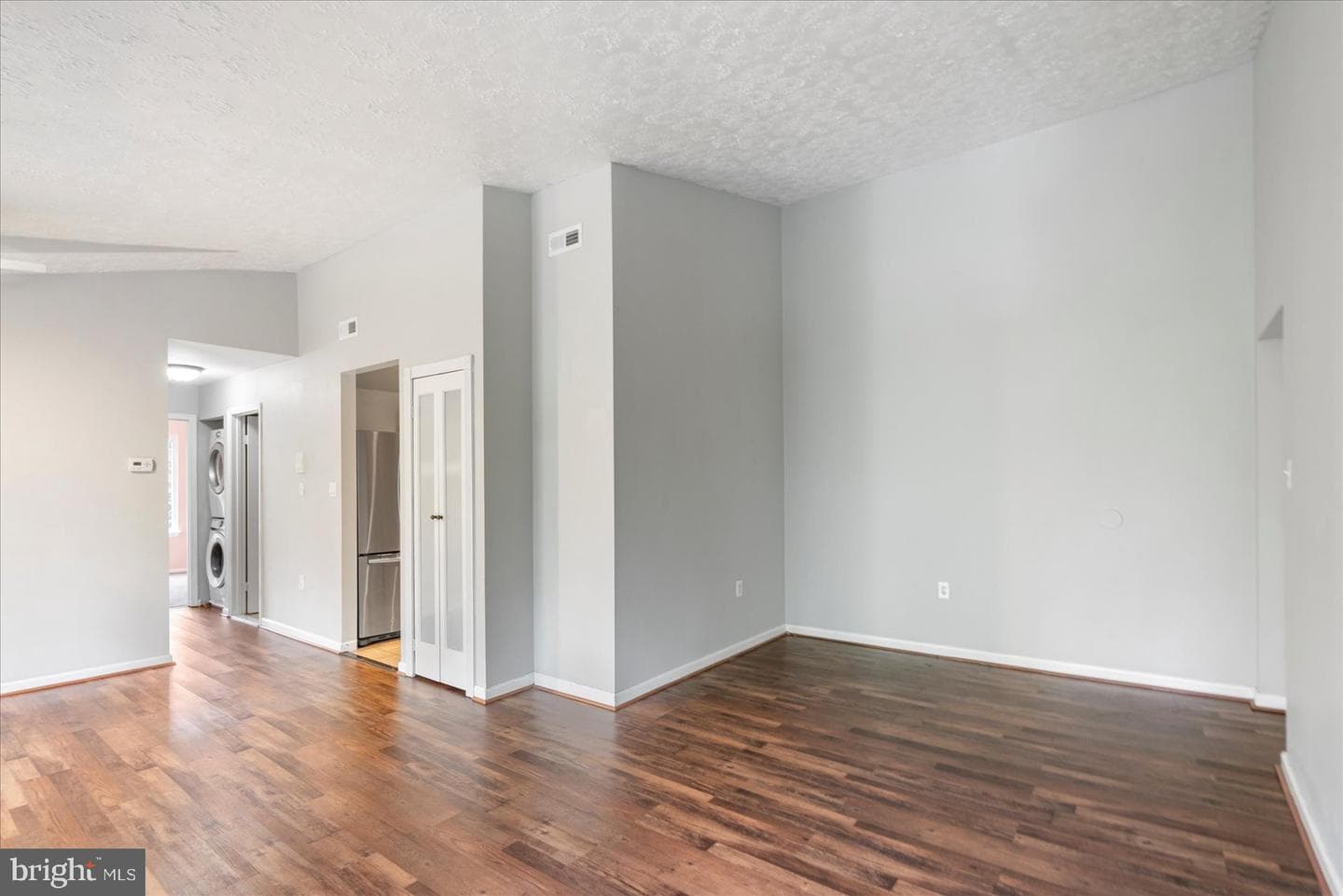 1110 Castle Harbour Way #3a photo 8