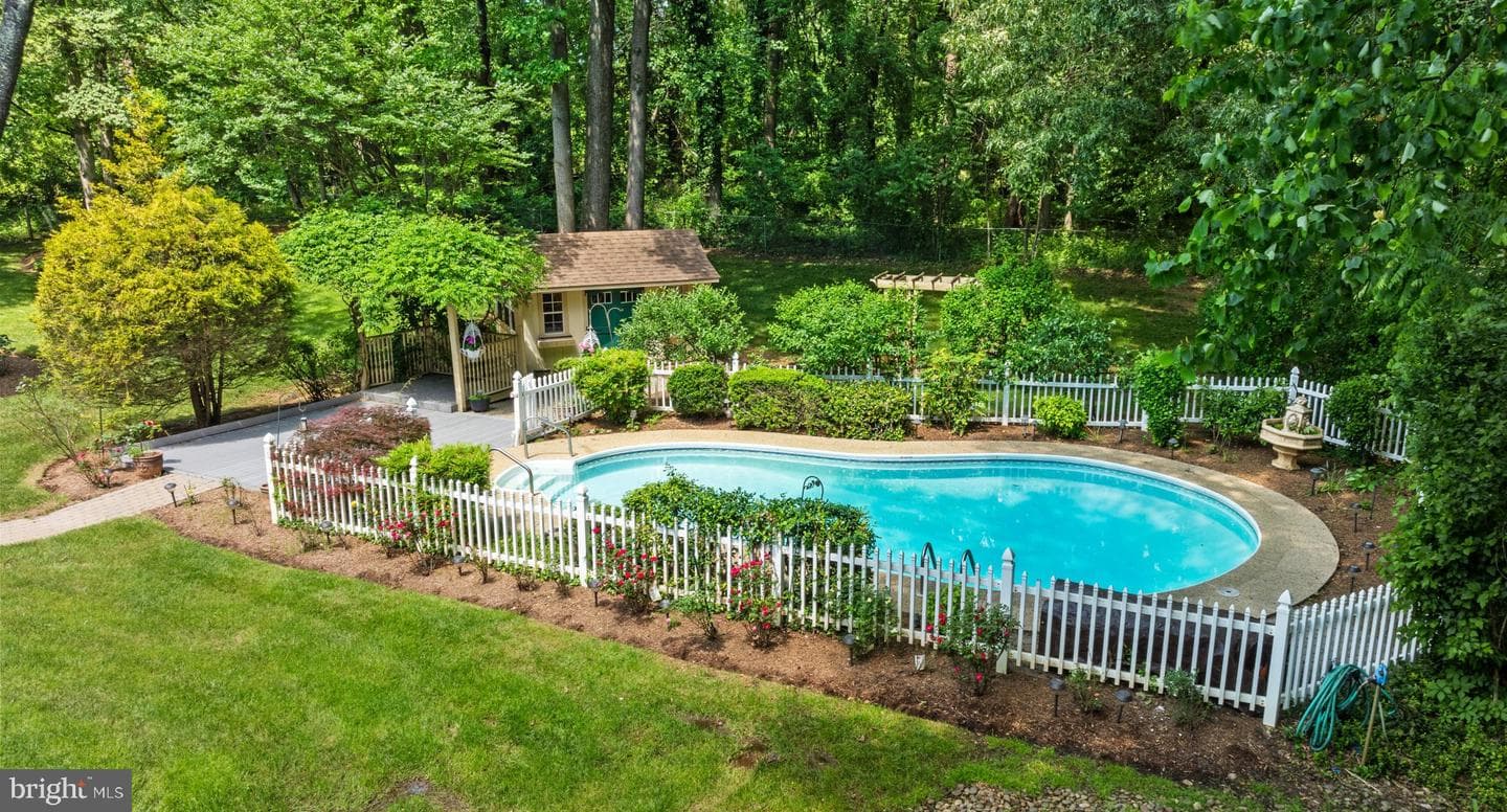 2706 Church Creek Lane photo 4