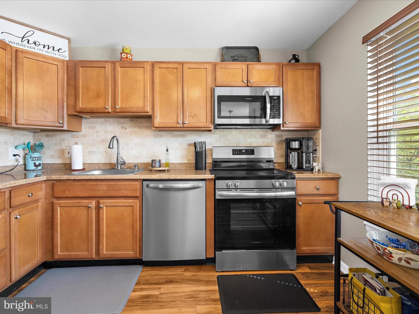 2524 Vineyard Lane photo 9