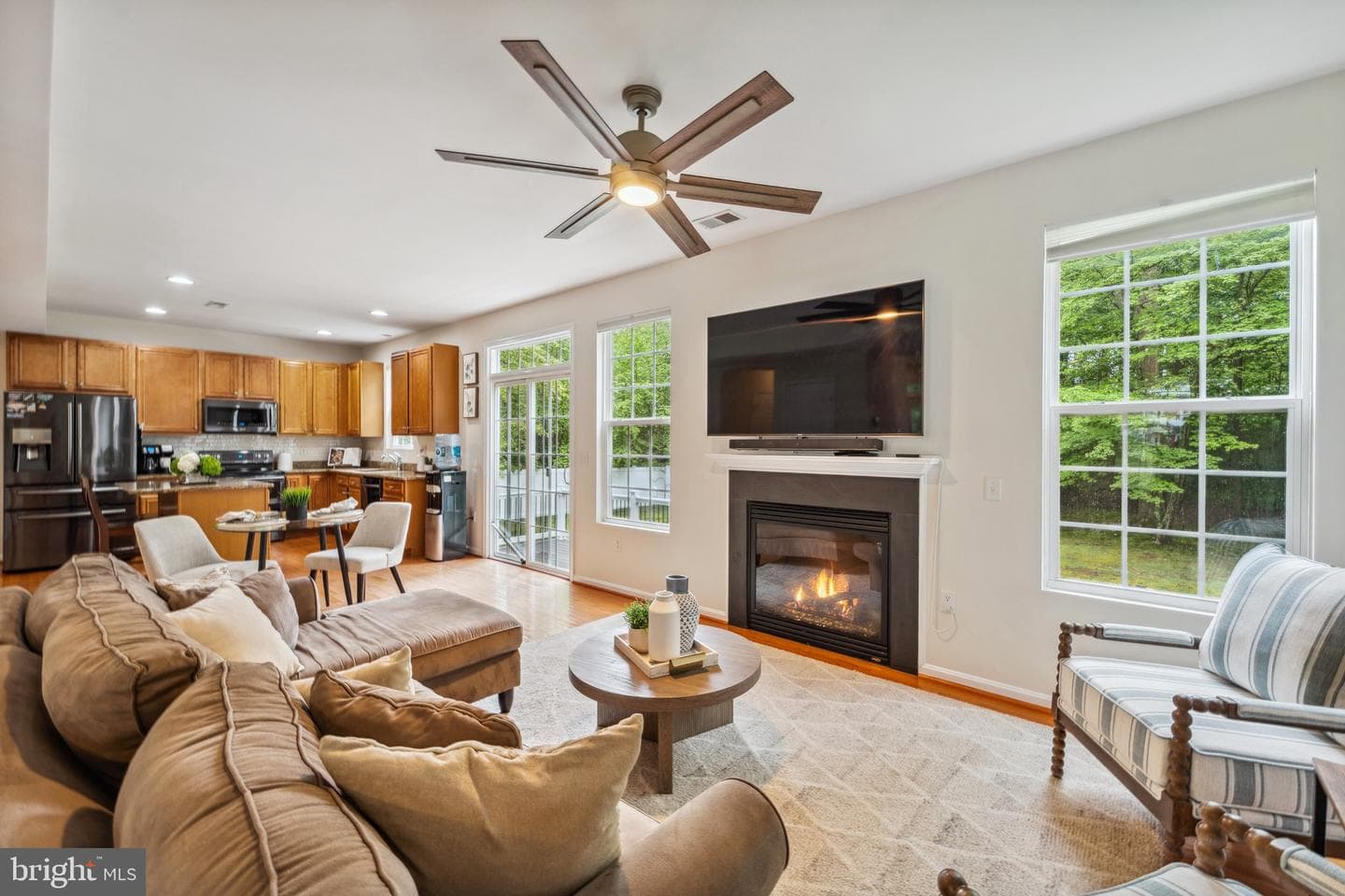 1407 James Way photo 11